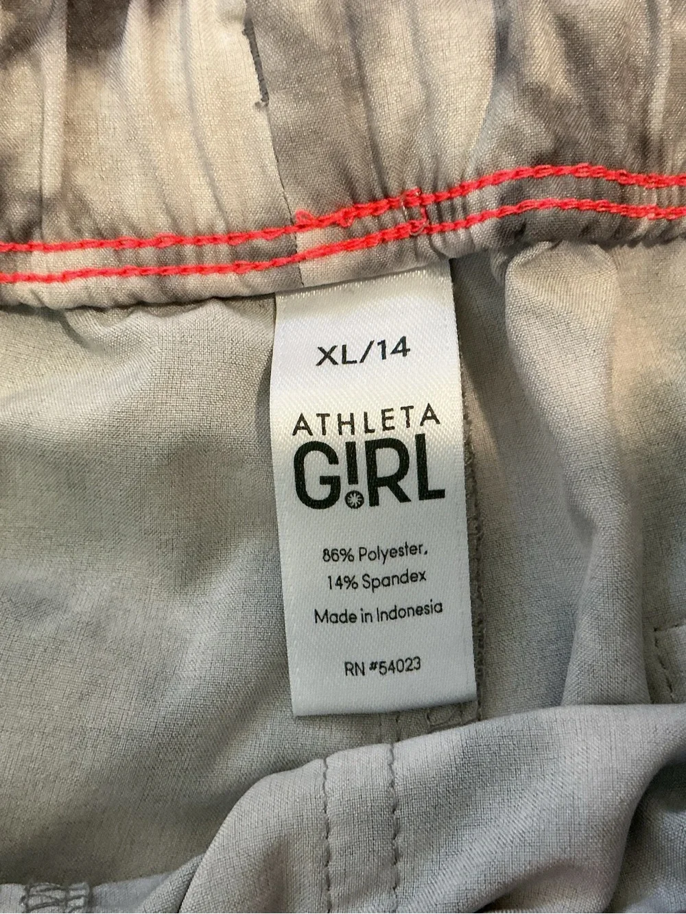 Athleta Girl Gray Tie-Dye All Play Shorts Size XL 14 NWOT